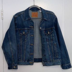 Levi’s - Cropped Denim Jacket